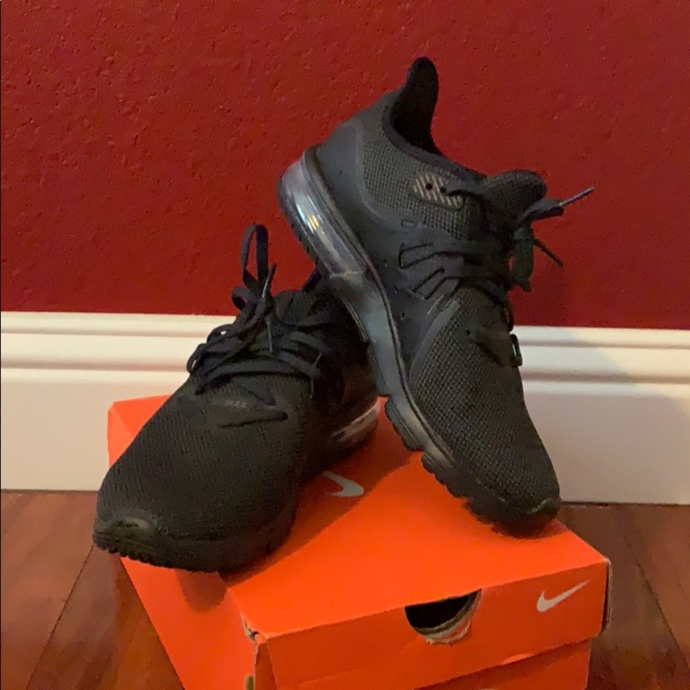 Woman's Nike Air Max